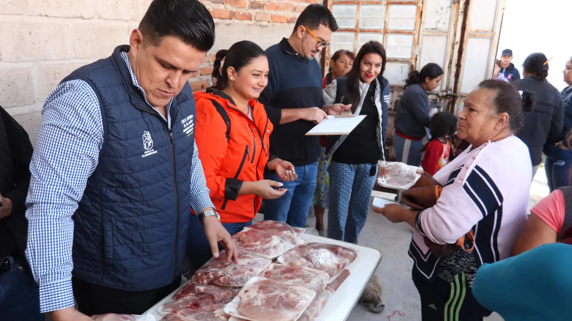 Tlaquepaque entrega carne